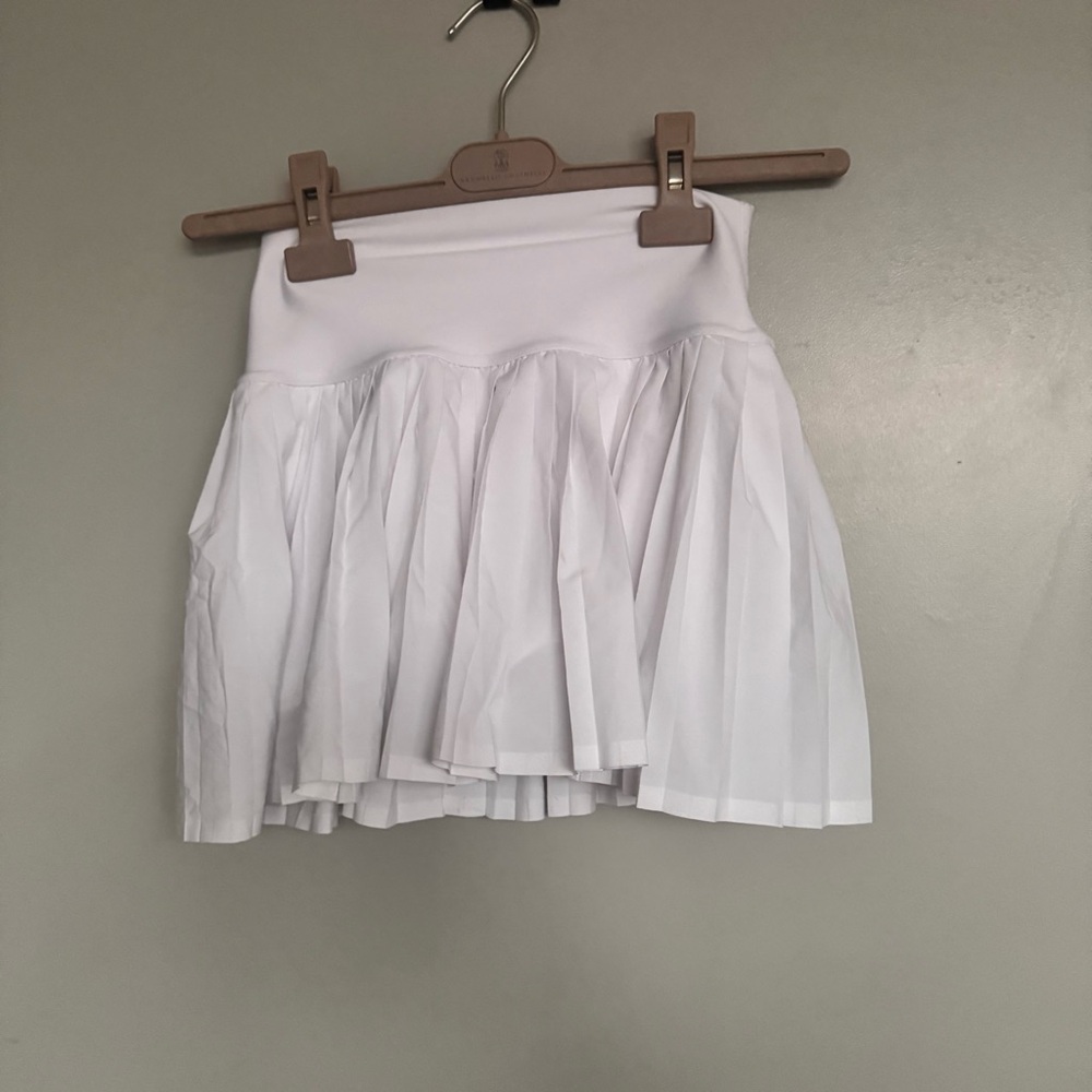 Alo Yoga  Grand Slam Tennis Skirt in White XXS - Picture 4 of 6